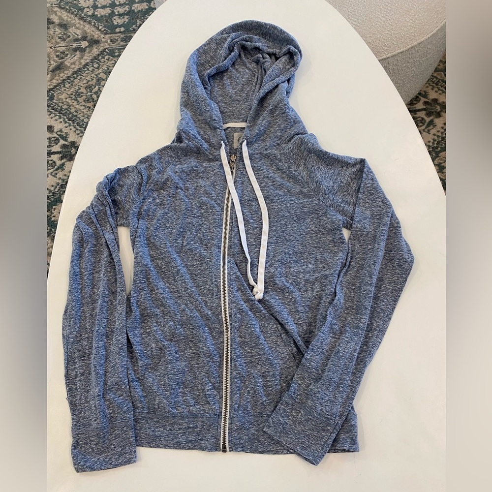 American Eagle Women’s lightweight zip up jacket